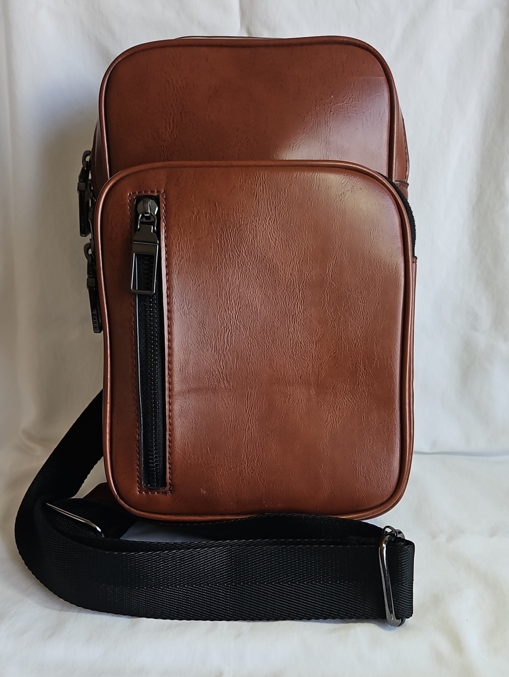 NWOT Zara Tan Men's Leather-Effect Sling Belt Bag